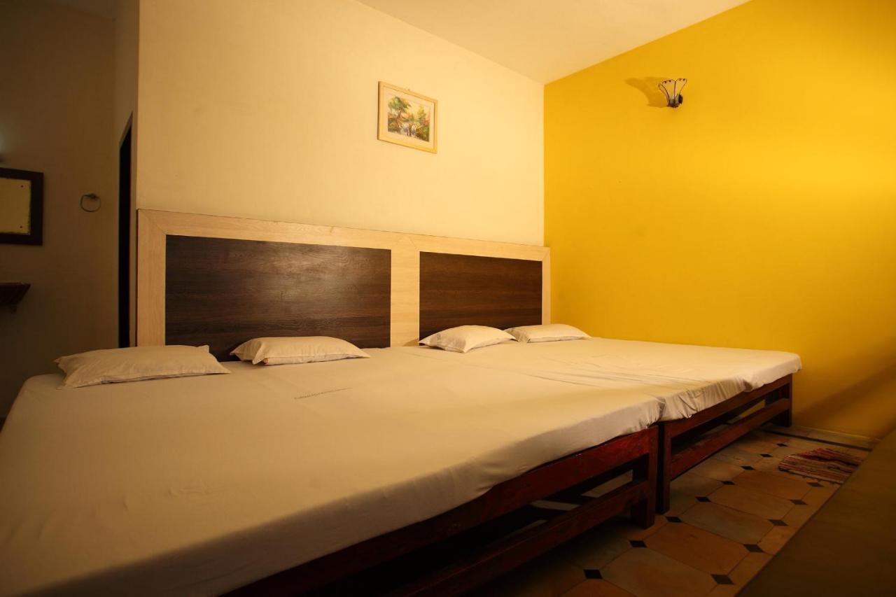 Hotel Siva Sakthi Tiruvannamalai Bagian luar foto