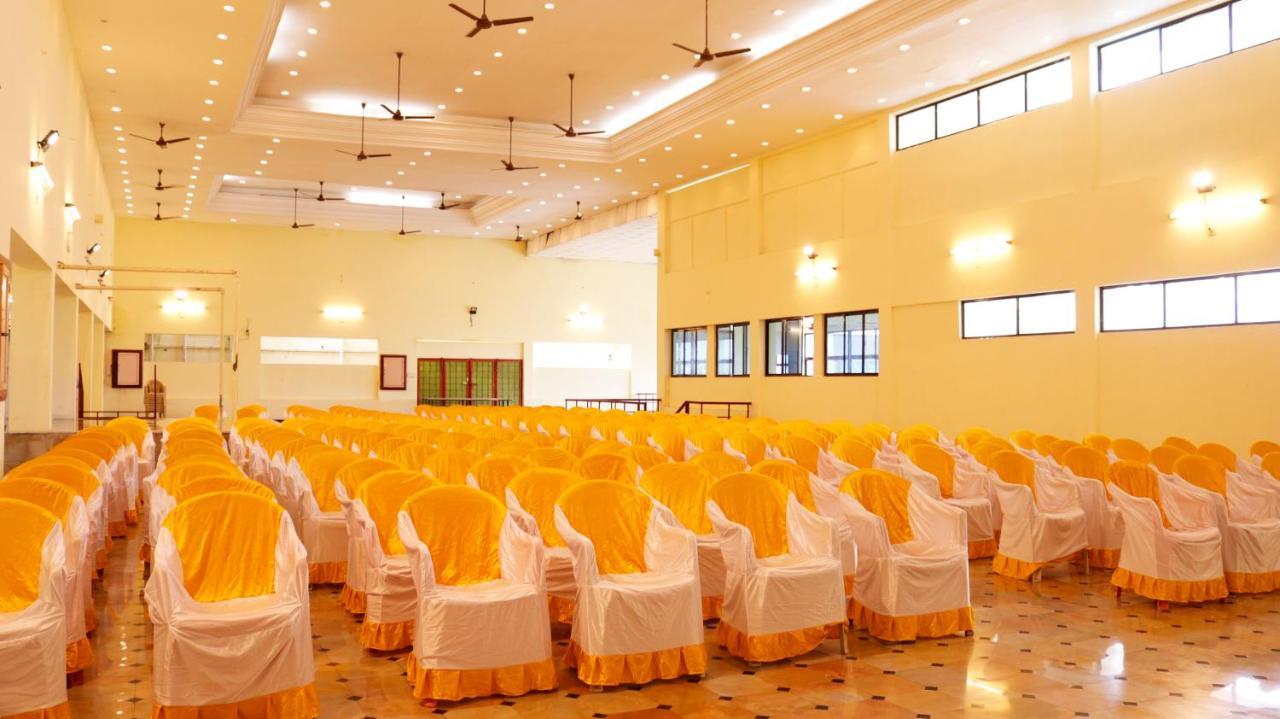 Hotel Siva Sakthi Tiruvannamalai Bagian luar foto