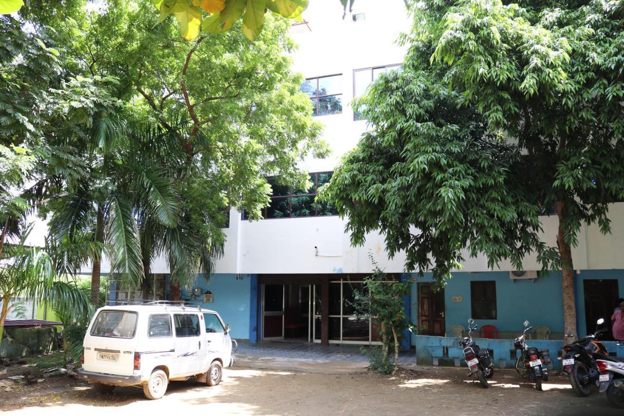Hotel Siva Sakthi Tiruvannamalai Bagian luar foto