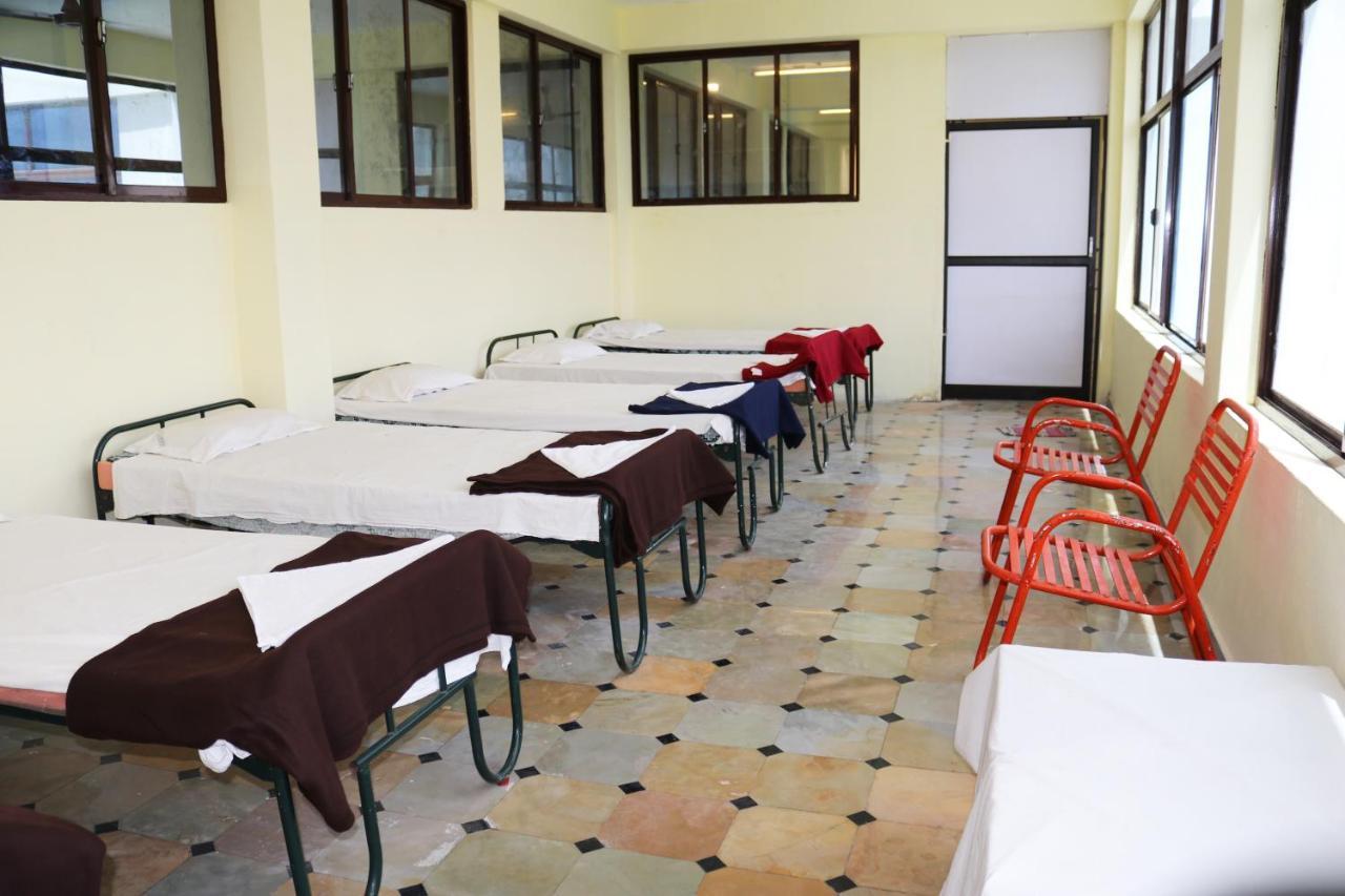 Hotel Siva Sakthi Tiruvannamalai Bagian luar foto
