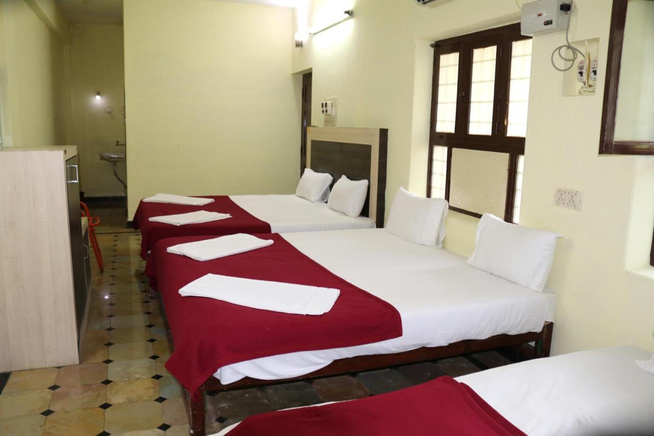 Hotel Siva Sakthi Tiruvannamalai Bagian luar foto