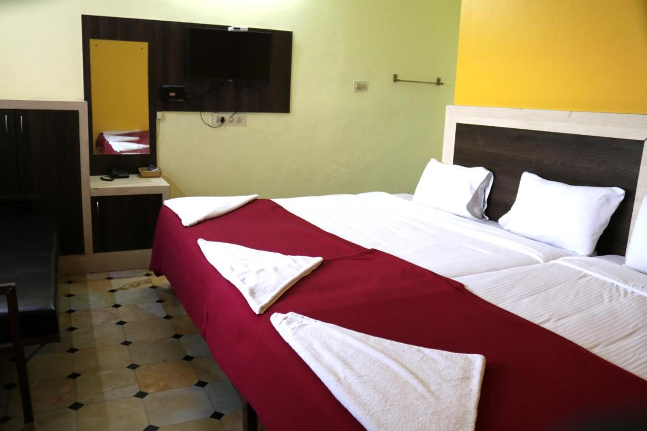 Hotel Siva Sakthi Tiruvannamalai Bagian luar foto
